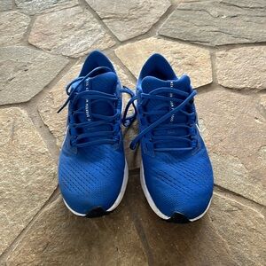 Nike Air Zoom Pegasus 38 - Barely Used